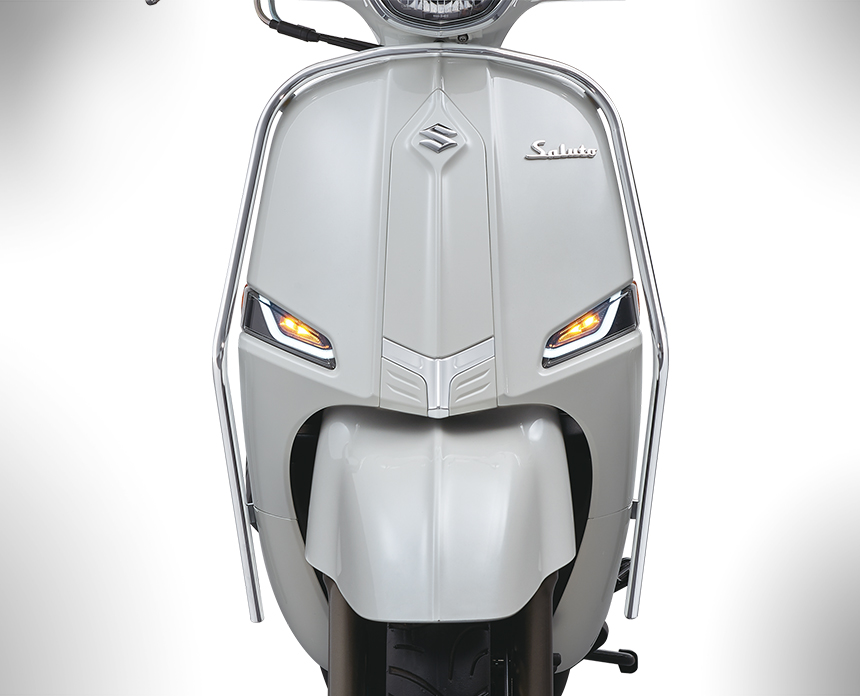 鍍鉻環繞式前保險桿